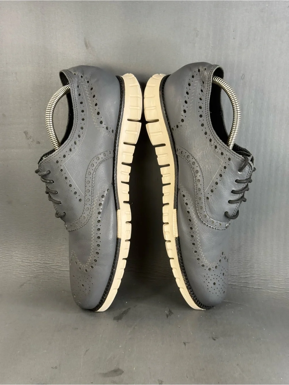 Cole Haan Men's ZeroGrand Wingtip Oxford shoes Ironstone/Egret size 10 wide